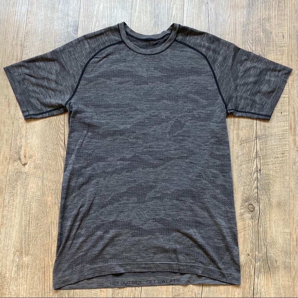 Men’s Lululemon Short Sleeve Metal Vent Tech Shirt